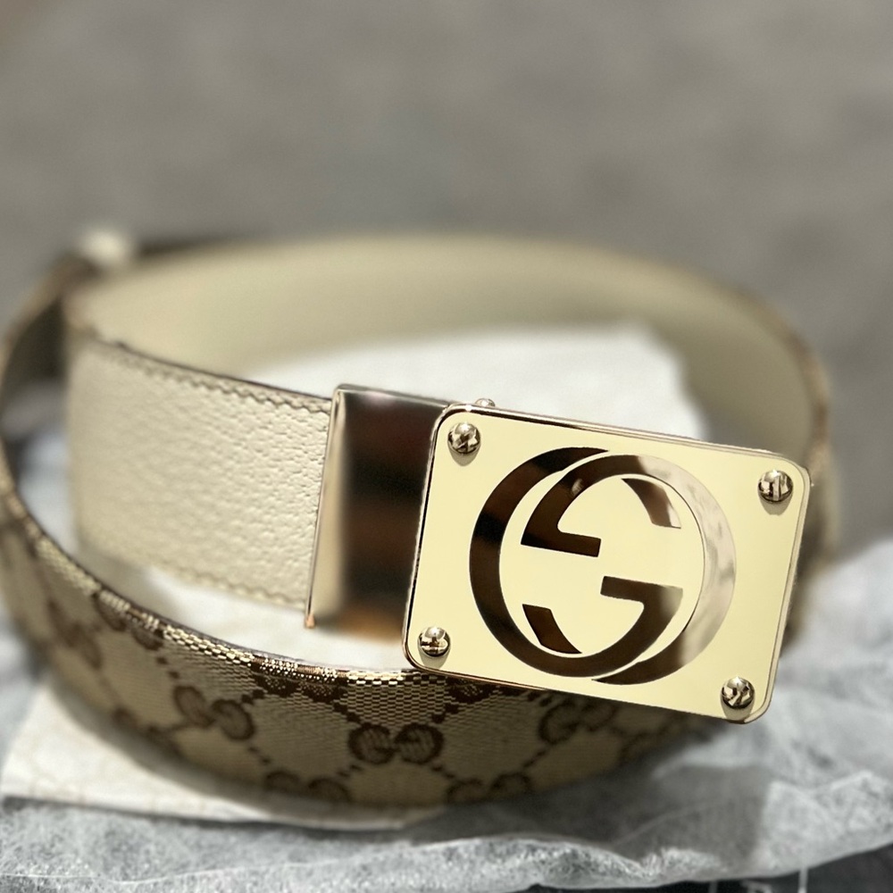 Great Condition. Authentic Reversible Vintage Gg … - image 2